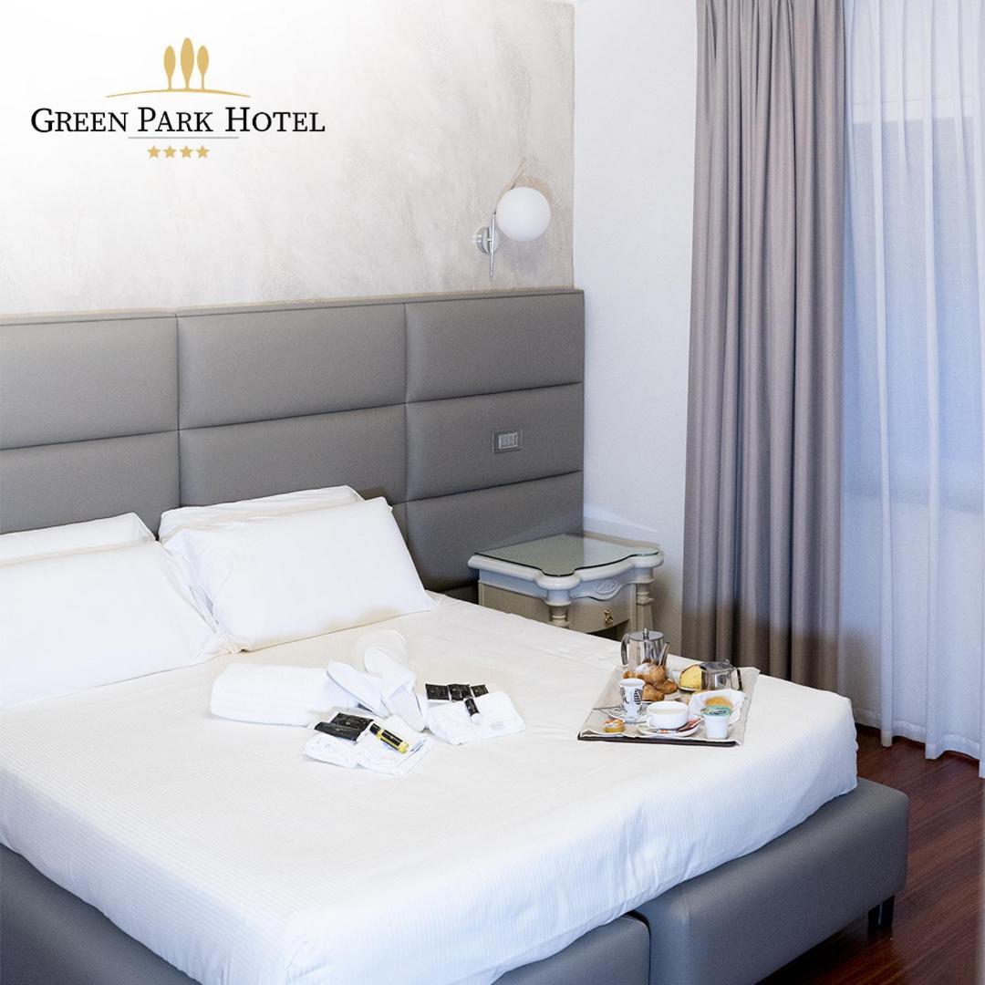 Green Park Hotel 메르코글리아노 외부 사진